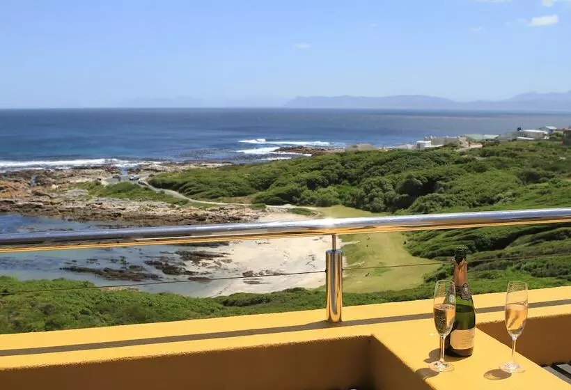 ホテル Crayfish Lodge Sea & Country Guest House