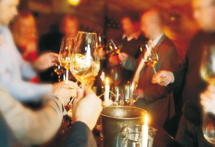 فندق Dwór Chotynia