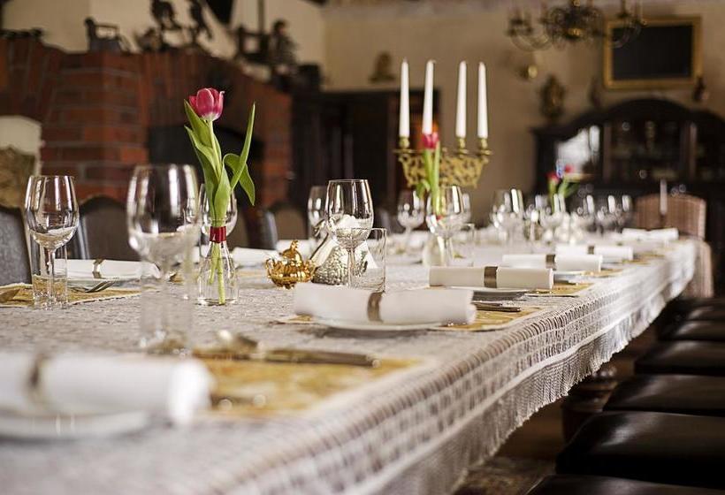 فندق Dwór Chotynia