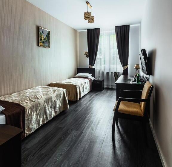 בית מלון כפרי Dwór Dwikozy