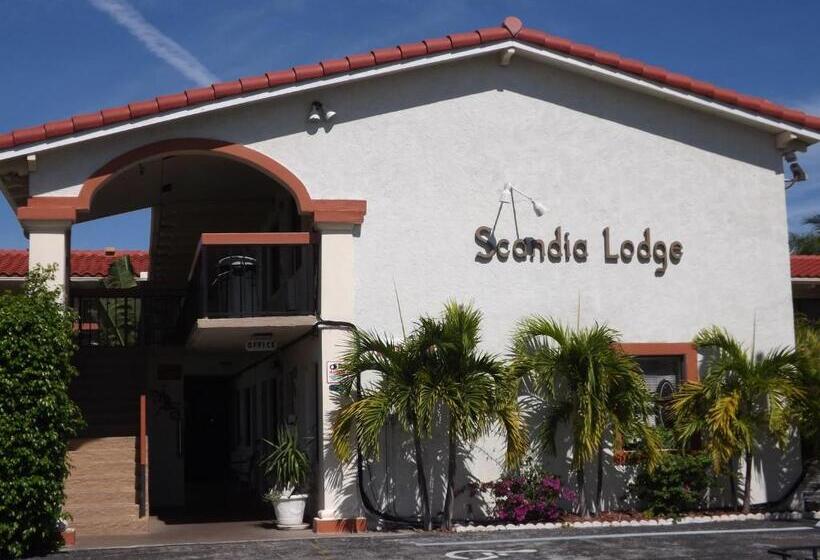 فندق Lake Side Lodge