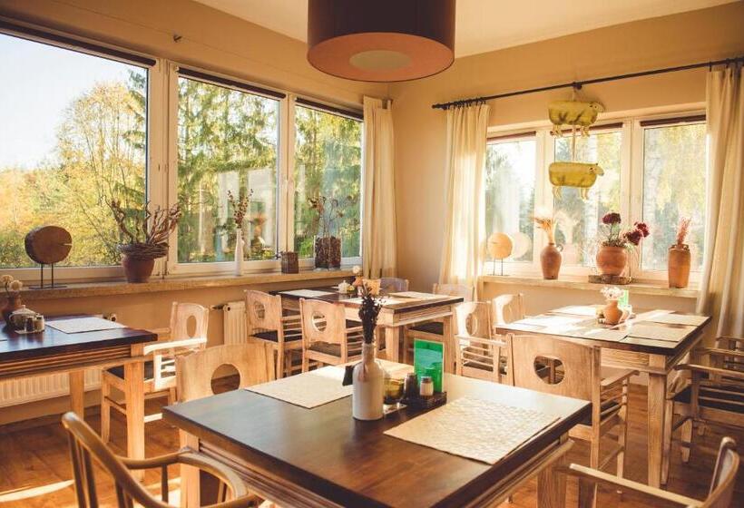 Otel Na Skarpie   Charzykowy