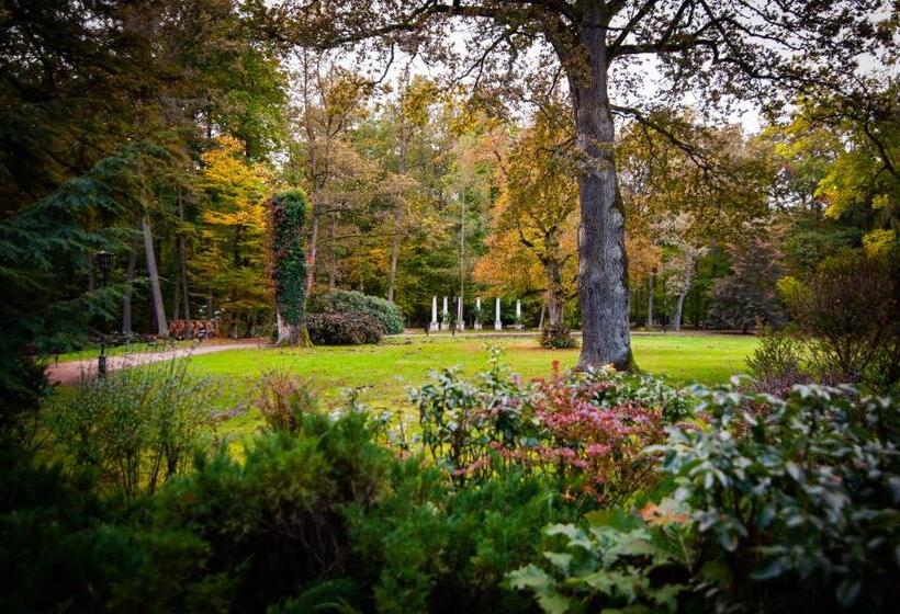 Отель Pałac Myśliwski W Antoninie