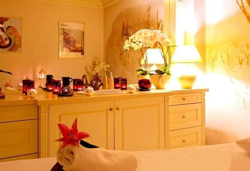 בית מלון כפרי Pałacyk Otrębusy Business & Spa