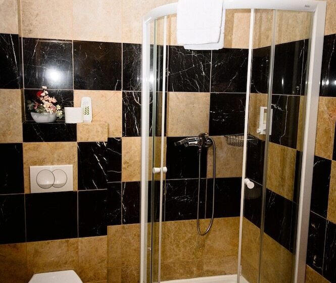 Pałac Tarnowskich Hotel & Restauracja & Spa