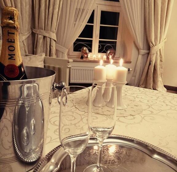 Отель Spa Akacjowy Dwór