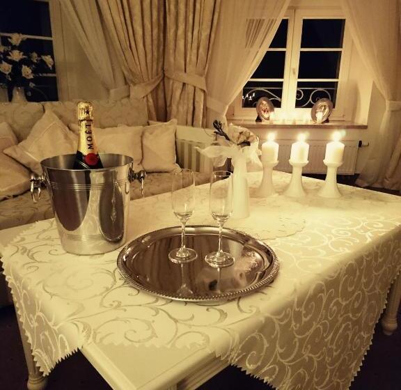 Отель Spa Akacjowy Dwór