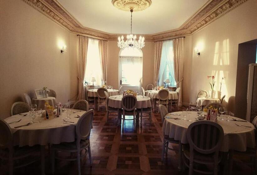 Отель Spa Akacjowy Dwór