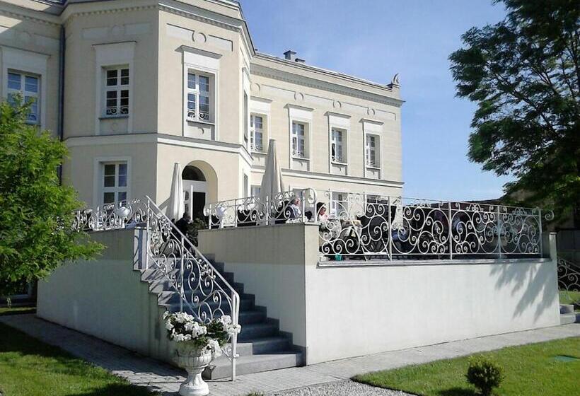 Отель Spa Akacjowy Dwór