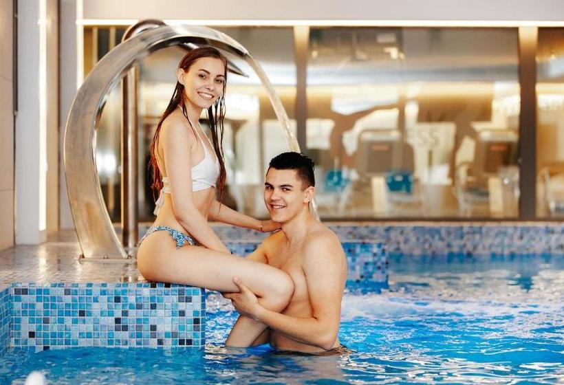 فندق Sułkowski Conference Resort