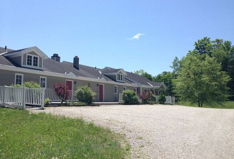 ホテル The Inn At Willow Pond