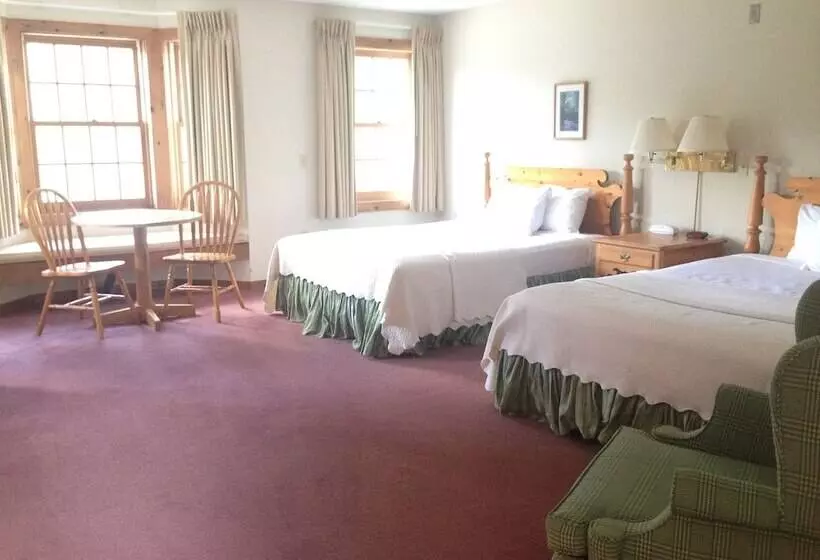 ホテル The Inn At Willow Pond