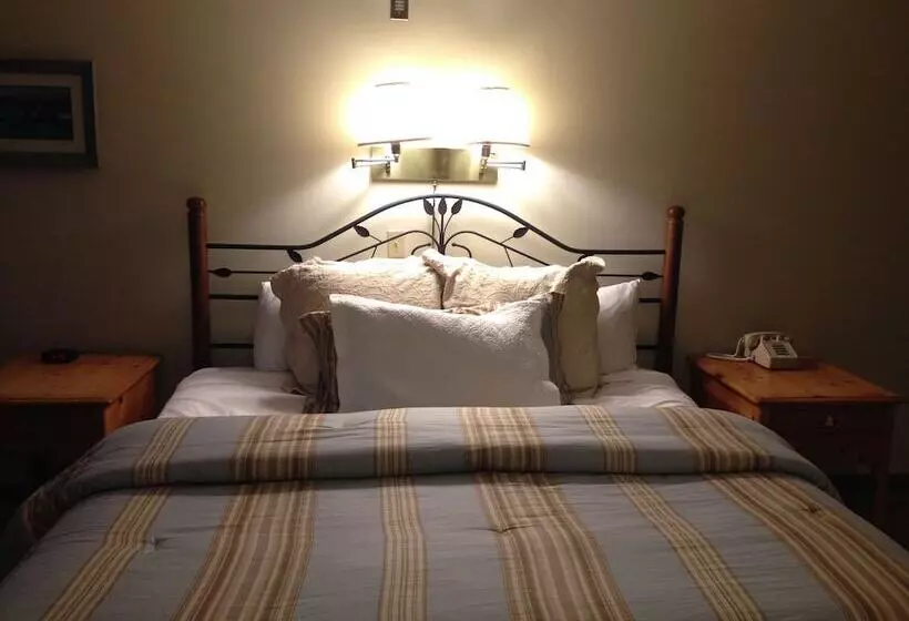ホテル The Inn At Willow Pond