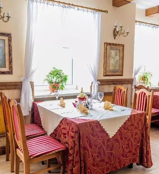 Hotelli Uroczysko