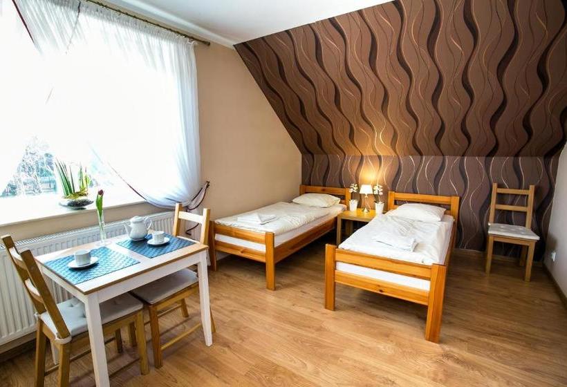 בית מלון כפרי Agro Nad Stawem