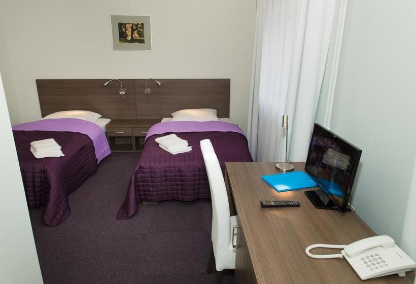 Отель Zamek W Baranowie Sandomierskim