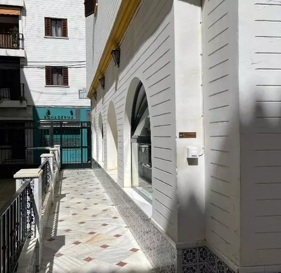 Aamiaismajoitus (B&B) Atico Catedral Aloha Sevilla