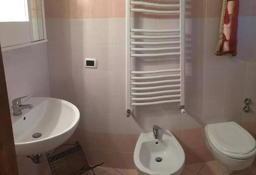 Aamiaismajoitus (B&B) Vecchio West