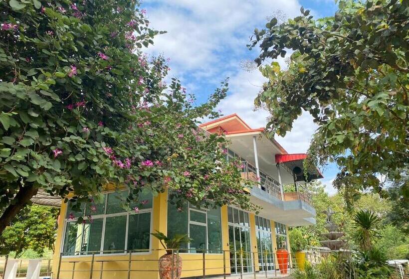 Hotell แอนฟาร์มรีสอร์ทแอนด์คาเฟ่