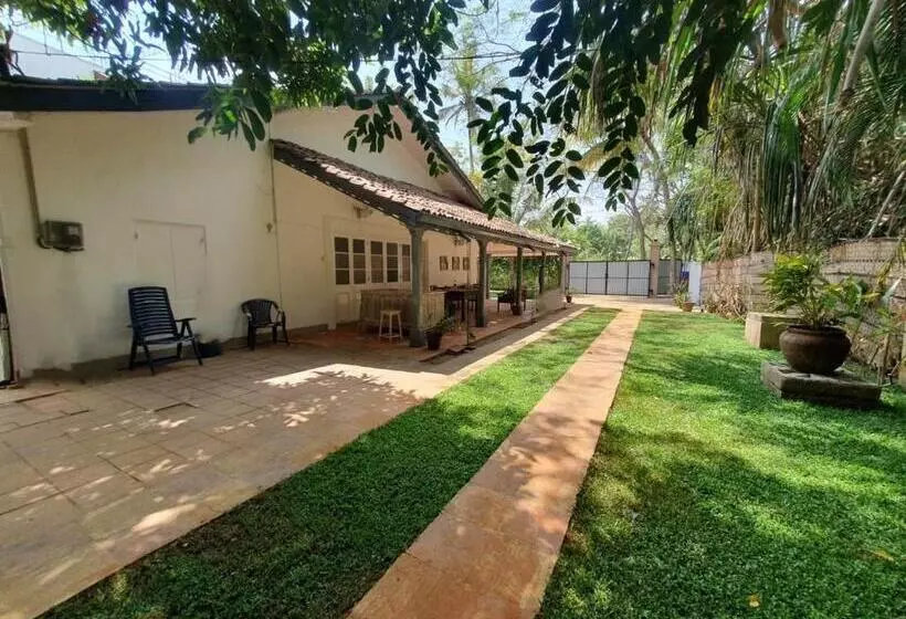Hotelli Agora Villa By Esperanza