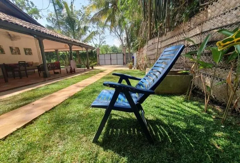 Hotelli Agora Villa By Esperanza