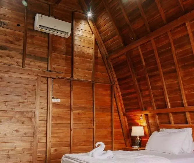 ホテル Camaradvipa Retreat Munduk