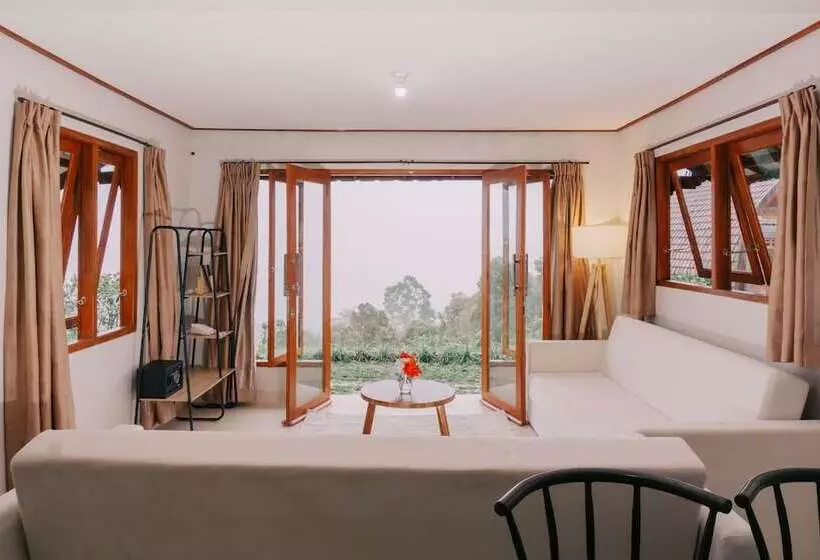 ホテル Camaradvipa Retreat Munduk