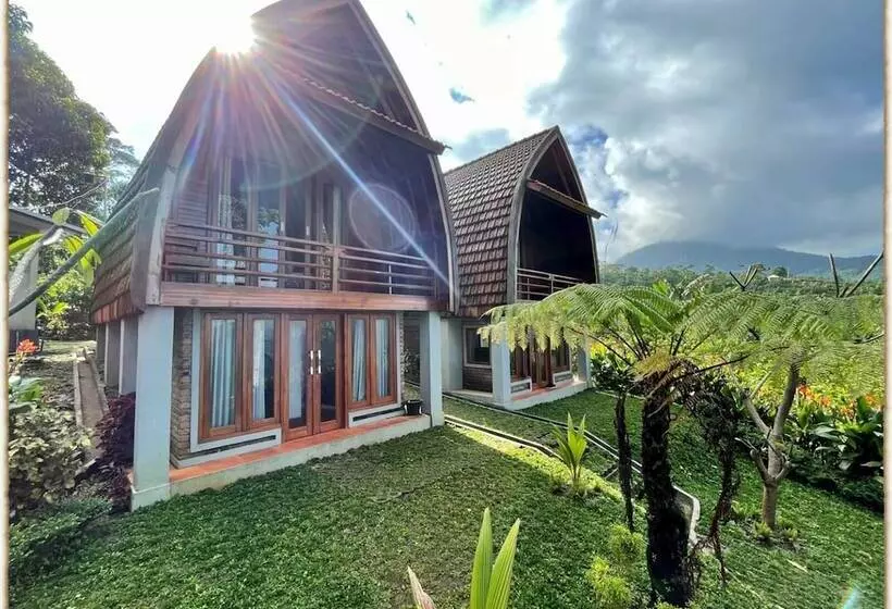 ホテル Camaradvipa Retreat Munduk