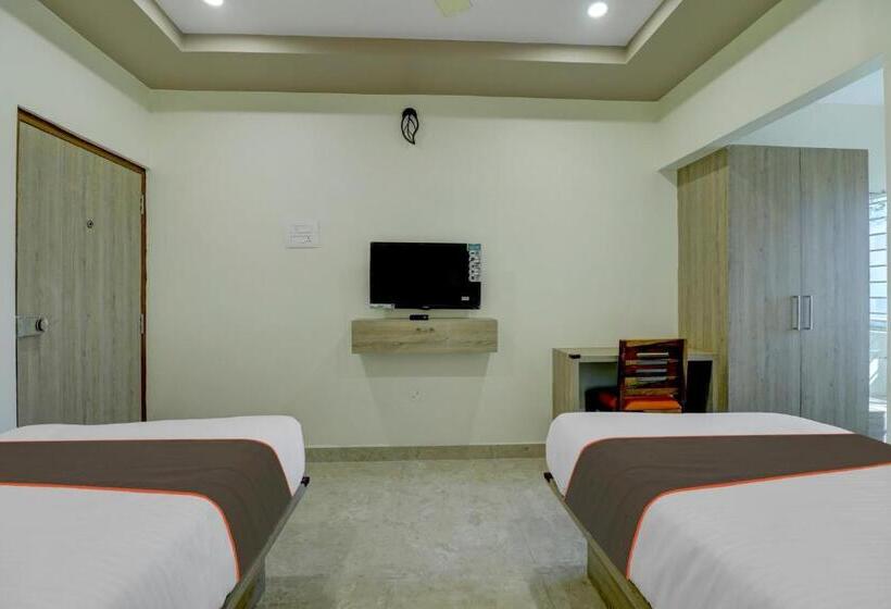 هتل Flagship Aruna Executive Inn