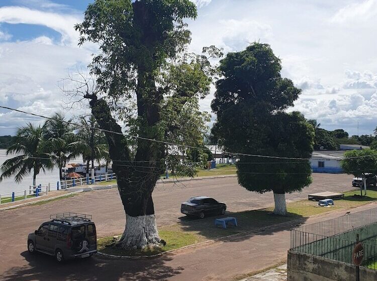 هتل Ilha Bela Soure