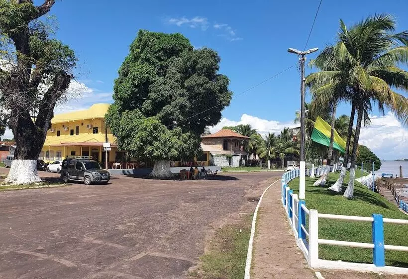 ホテル Ilha Bela Soure
