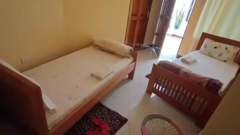 هتل Kileleni Lodge