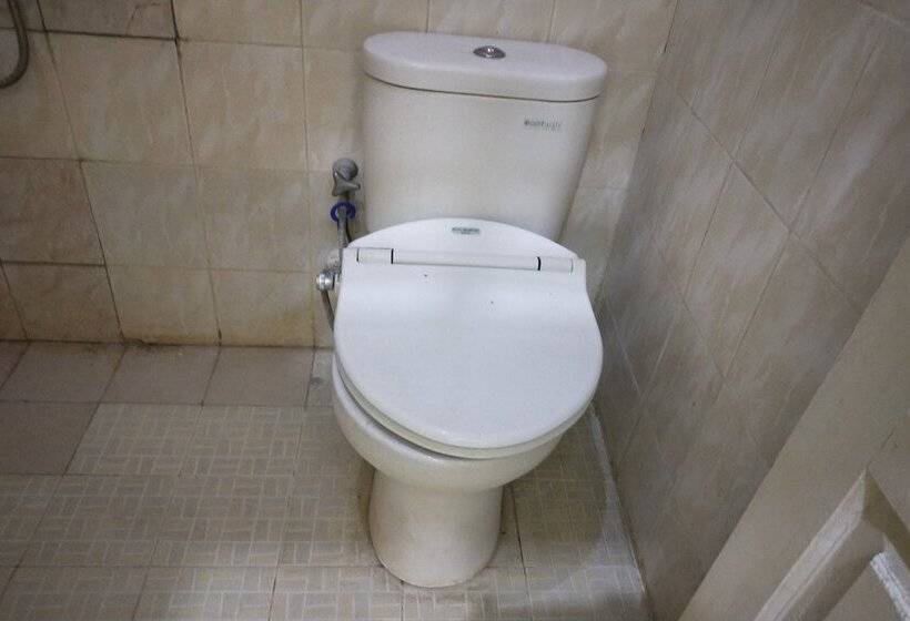 Отель Oyo Life 93257 Kos Anugerah