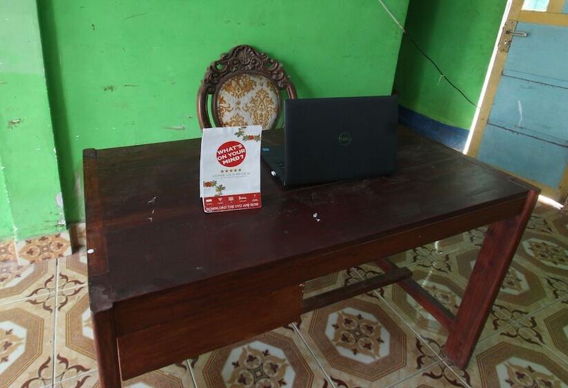 Отель Oyo Life 93257 Kos Anugerah