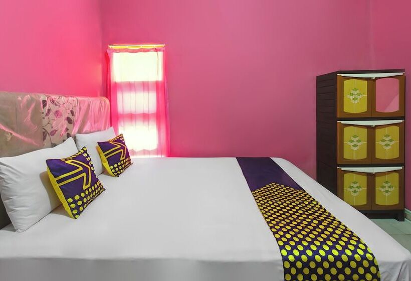 בית מלון כפרי Oyo Life 93405 Montong Are Residence