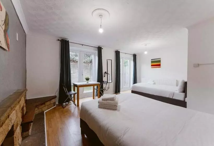 ペンション Stratford Great Rooms To Stay   20