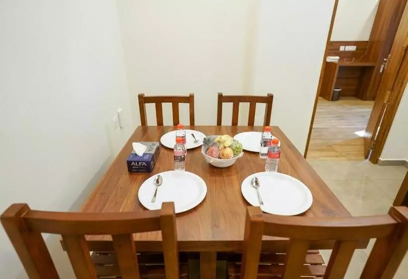 Retkeilymaja Grand Plaza Inn