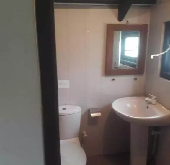 ユースホステル Ralapela Eco Resort