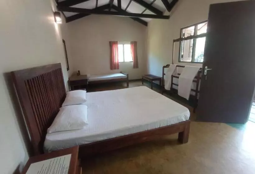 ユースホステル Ralapela Eco Resort