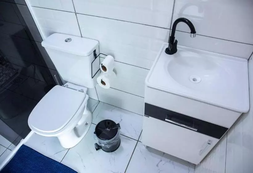 Majatalo Container Guest House