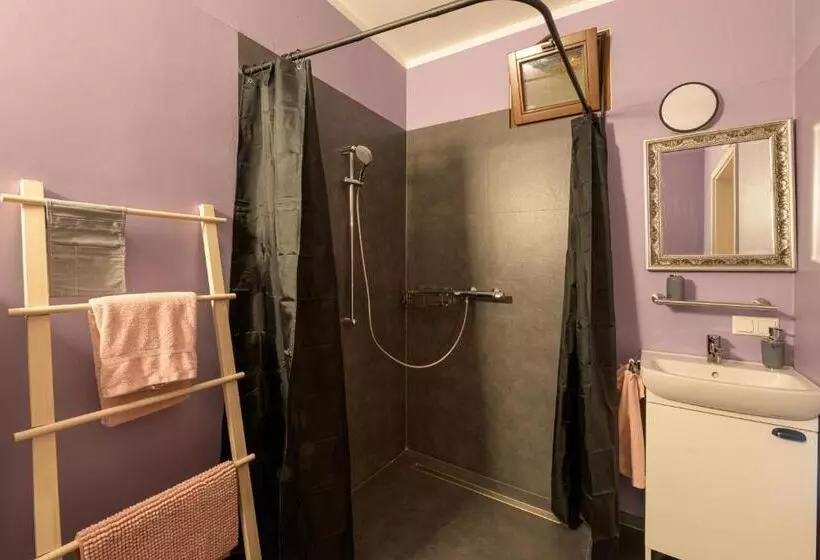 Majatalo Gästehaus Villa Fliedner   Das Kutscherhaus