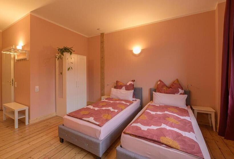 פנסיון Gästehaus Villa Fliedner   Das Kutscherhaus