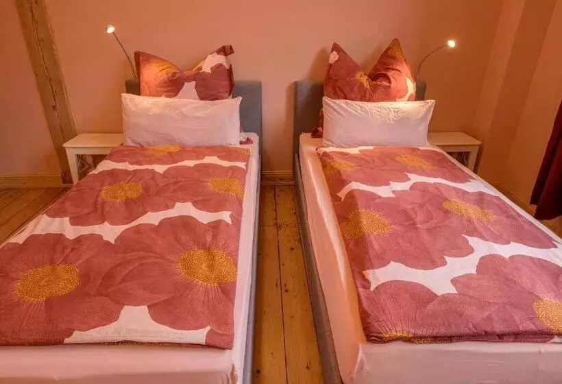 Majatalo Gästehaus Villa Fliedner   Das Kutscherhaus