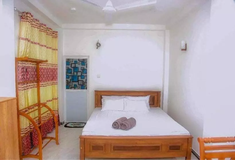 Majatalo Mirissa Diamond Beach Villa