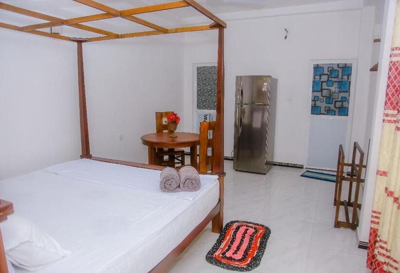 بنسيون Mirissa Diamond Beach Villa