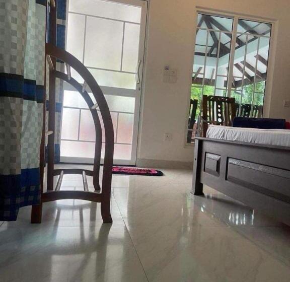 بنسيون Mirissa Diamond Beach Villa