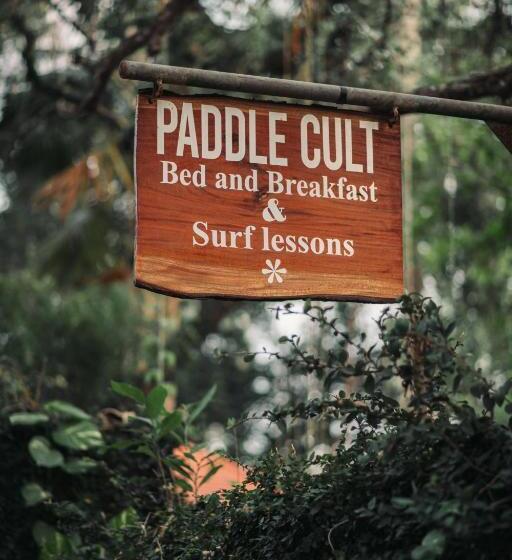 مبيت وإفطار Paddlecult Surf Retreat