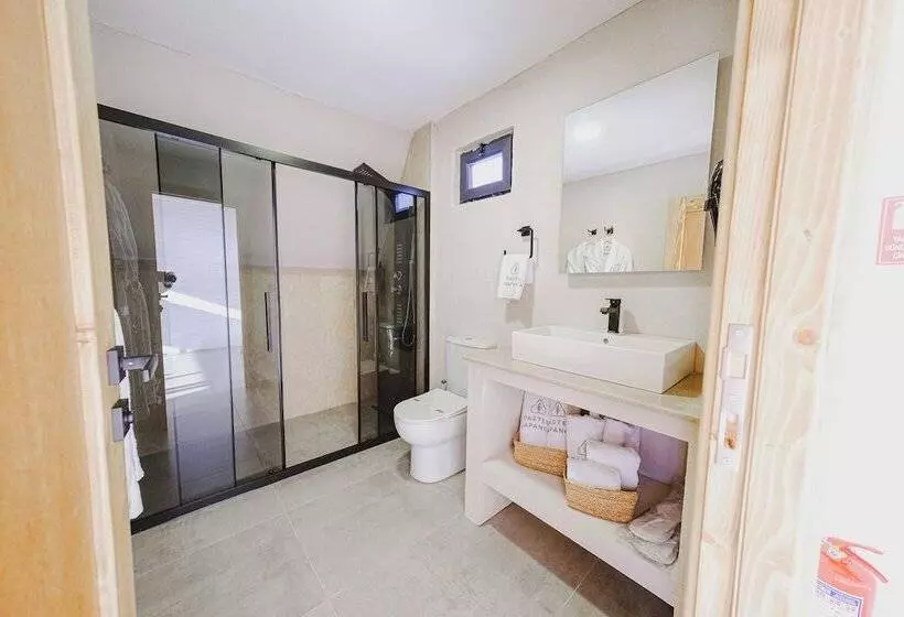 تختخواب و صبحانه Pastel Sapanca