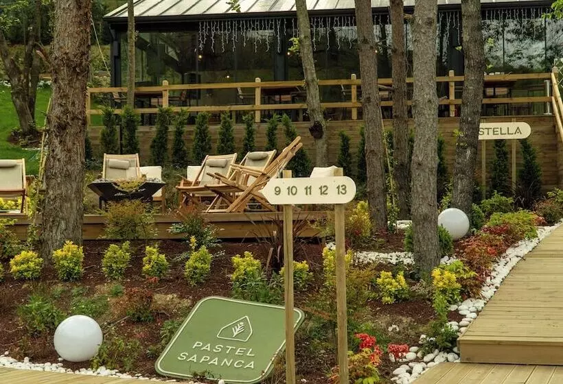 تختخواب و صبحانه Pastel Sapanca