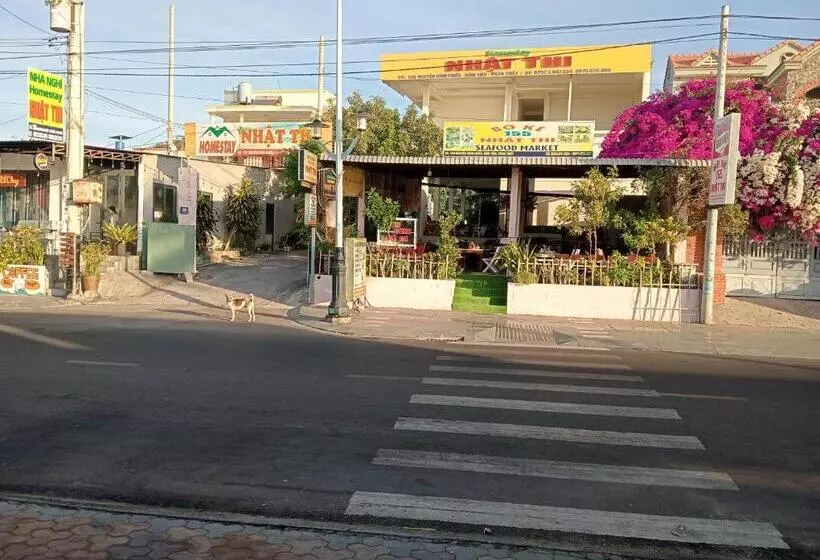 هتل Homestay Nhật Thi